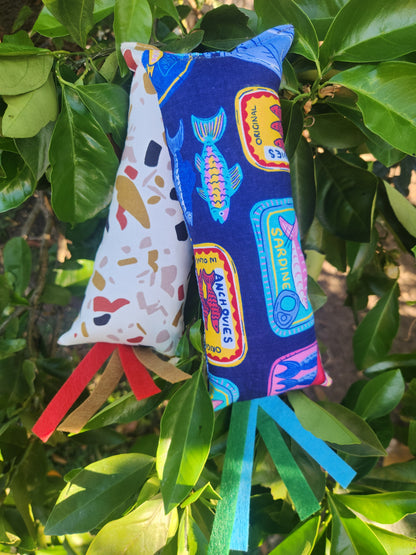 Cat kicker toys large (BLUE FISH CANS) - catnip and silvervine infused