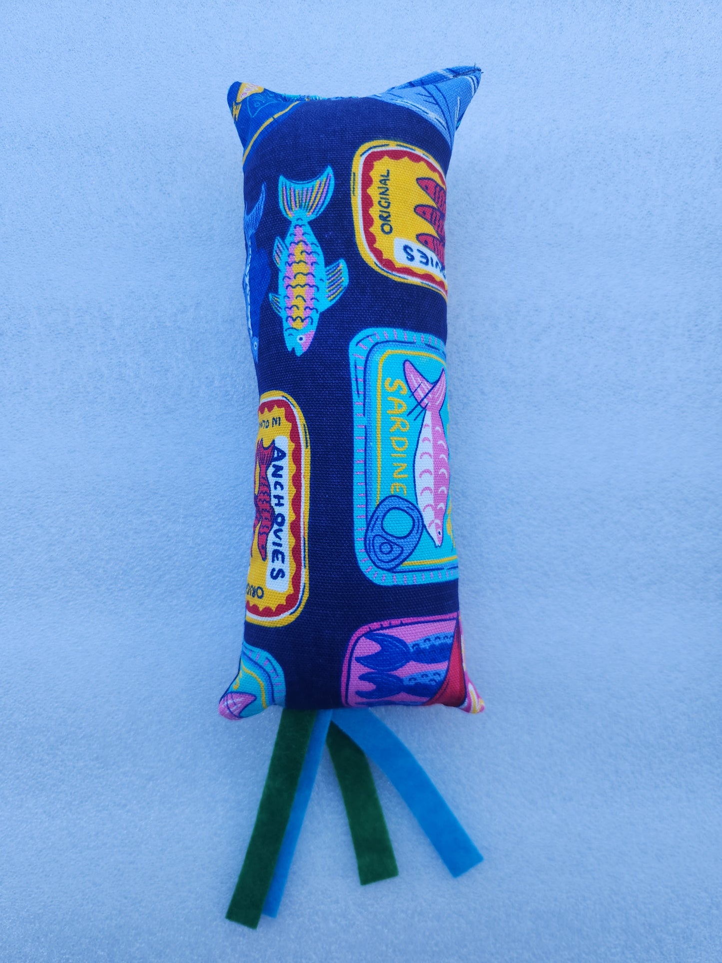 Cat kicker toys large (BLUE FISH CANS) - catnip and silvervine infused