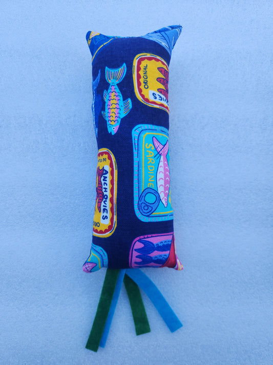 Cat kicker toys large (BLUE FISH CANS) - catnip and silvervine infused