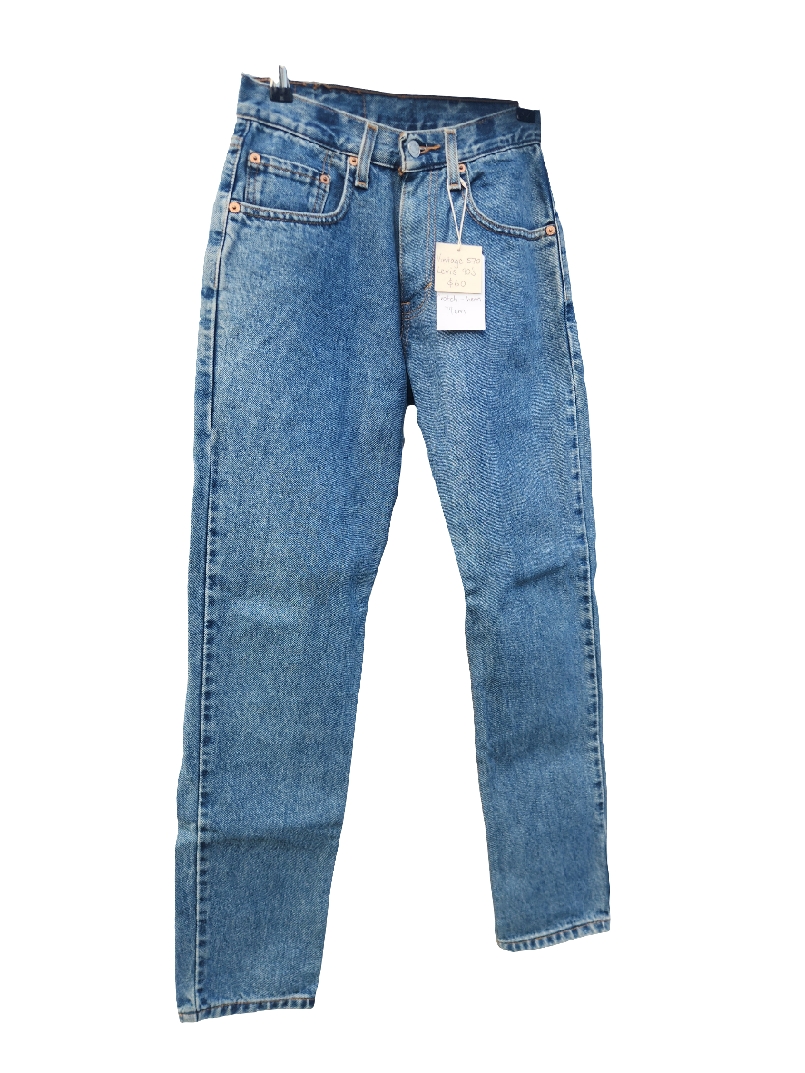 Vintage Levis Jeans 570 66cm waist