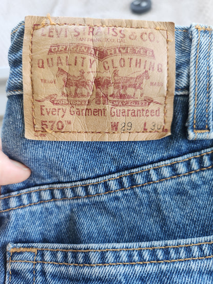 Vintage Levis Jeans 570 66cm waist